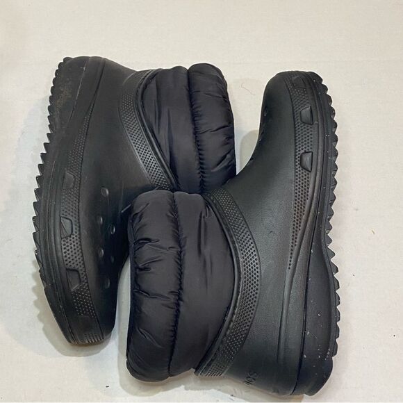 Crocs classic lined neo puff shorty boot black size Women size 10 style 207311 - Picture 4 of 14